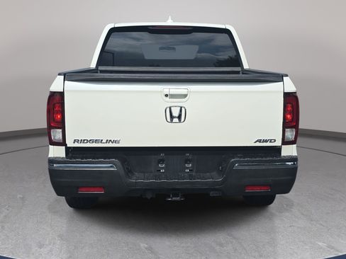 Used 2017 Honda Ridgeline RTL-T image 6