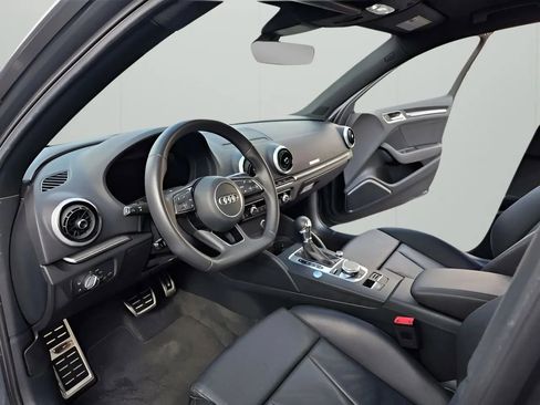 Used 2018 Audi A3 e-tron Prestige w/ Prestige Package image 30