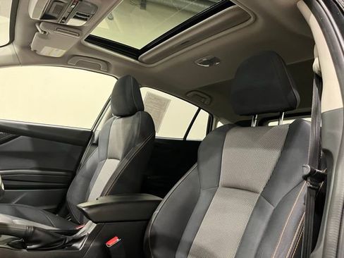 Used 2019 Subaru Crosstrek 2.0i Premium w/ Moonroof Package AWD/4WD image 17