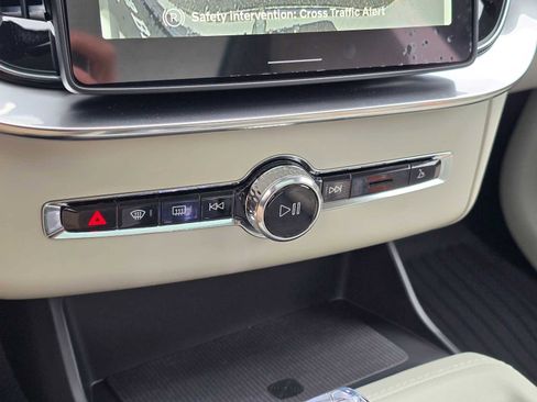New 2026 Volvo XC90 T8 Ultra w/ Lounge Package AWD/4WD image 30