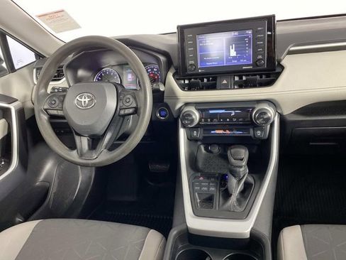 Used 2021 Toyota RAV4 XLE w/ Convenience Package AWD/4WD image 14