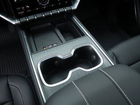 New 2026 GMC Acadia Elevation w/ Black Edition image 38