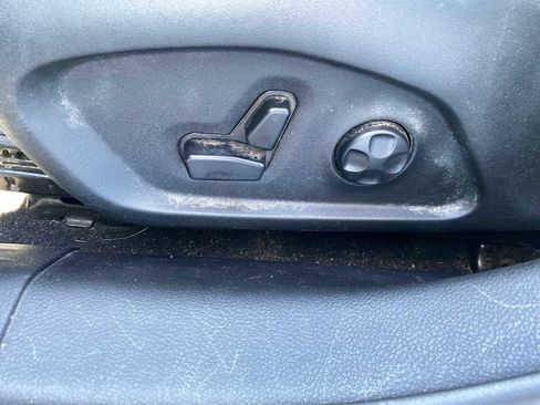 Used 2019 Jeep Compass Latitude w/ Popular Equipment Group image 16