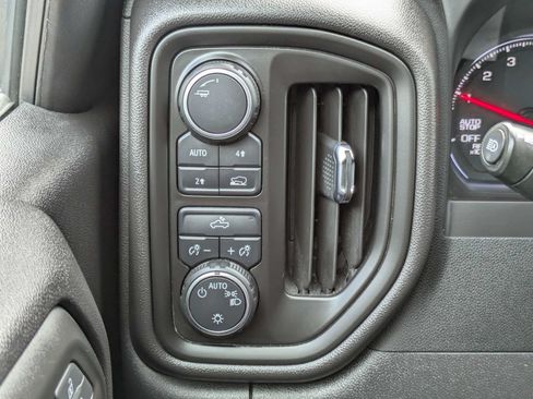 Used 2023 Chevrolet Silverado 1500 Custom w/ LPO, Dark Essentials Package AWD/4WD image 13