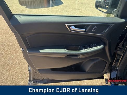 Used 2020 Ford Edge SEL w/ Cold Weather Package AWD/4WD image 14