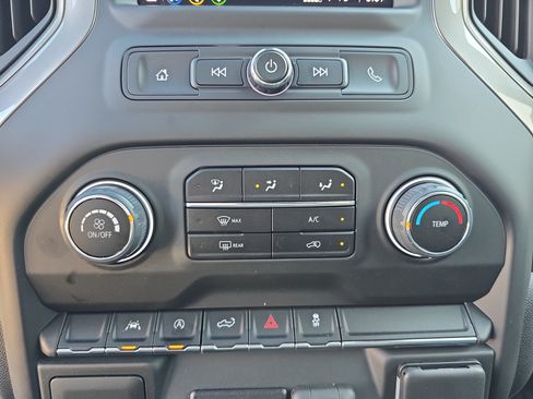 Used 2024 Chevrolet Silverado 1500 Custom AWD/4WD image 21