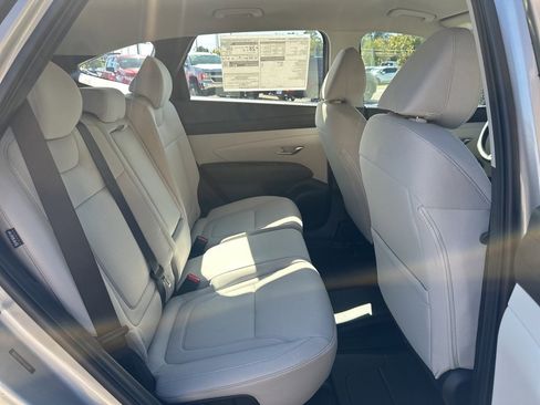 New 2026 Hyundai Tucson SE image 13