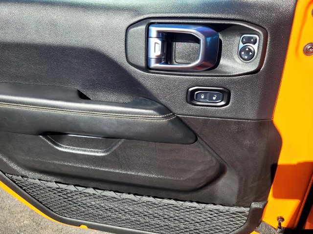Used 2025 Jeep Gladiator Sport AWD/4WD image 15