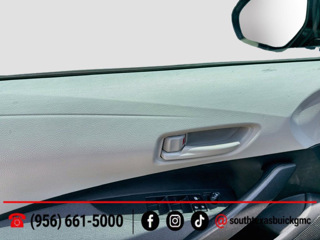 Used 2026 Toyota Corolla LE FWD image 10