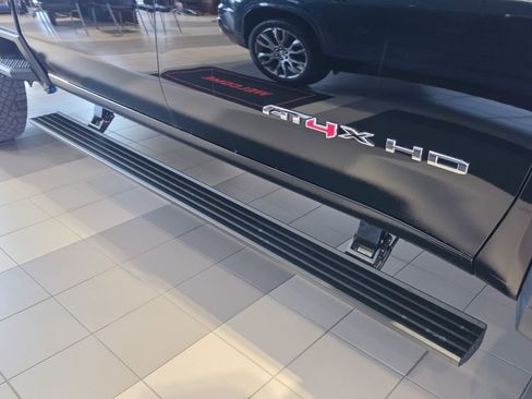 New 2026 GMC Sierra 2500 AT4X w/ LPO, Black Badging Package AWD/4WD image 6