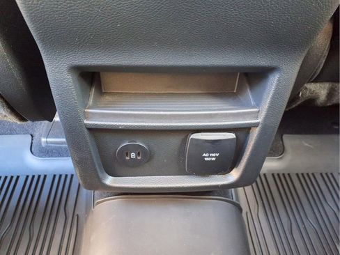 Used 2023 Ford Edge SEL w/ Convenience Package image 19