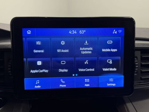 Used 2020 Ford Explorer XLT w/ Comfort Package image 11