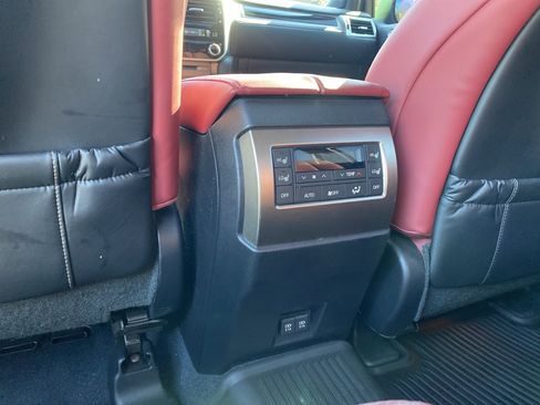 Used 2023 Lexus GX 460 Premium image 44