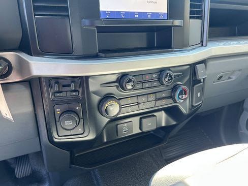 New 2026 Ford F350 XL w/ XL Chrome Package image 37