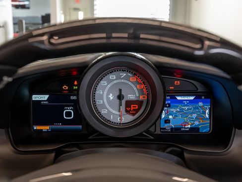 Certified 2023 Ferrari F8 Tributo RWD image 28