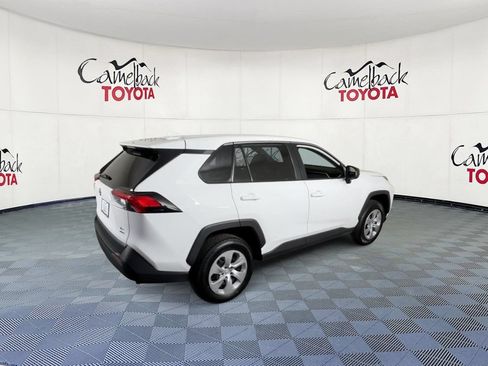 Used 2025 Toyota RAV4 LE AWD/4WD image 3