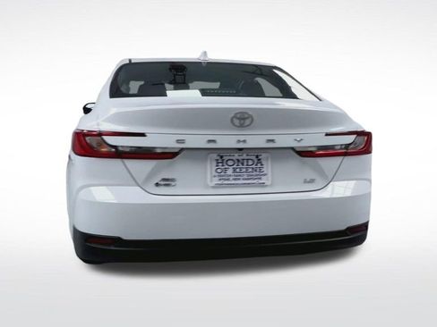 Used 2025 Toyota Camry LE w/ Convenience Package AWD/4WD image 10