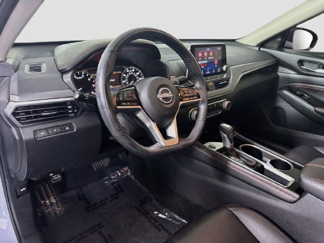 Used 2023 Nissan Altima 2.5 SR FWD image 22