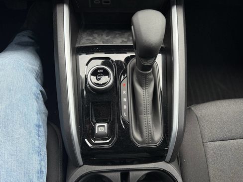 Used 2024 Chevrolet Colorado Trail Boss w/ Technology Package image 22