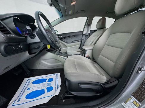 Used 2016 Kia Forte EX image 23