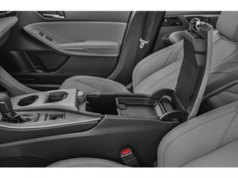 Used 2020 Toyota Avalon XLE image 14