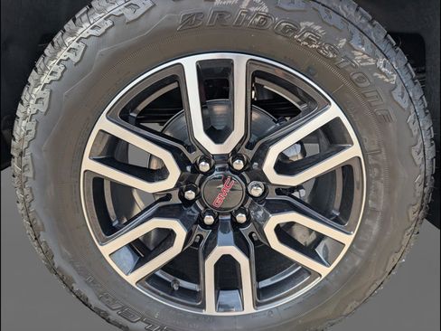 New 2026 GMC Sierra 1500 AT4 w/ AT4 Premium Package AWD/4WD image 21