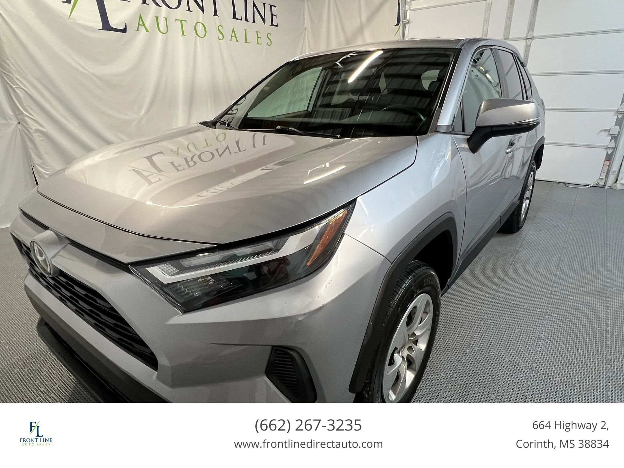 Used 2023 Toyota RAV4 LE FWD image 3