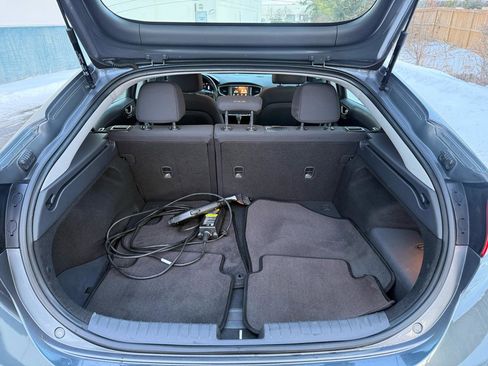 Used 2019 Hyundai Ioniq Plug-In Hybrid image 19