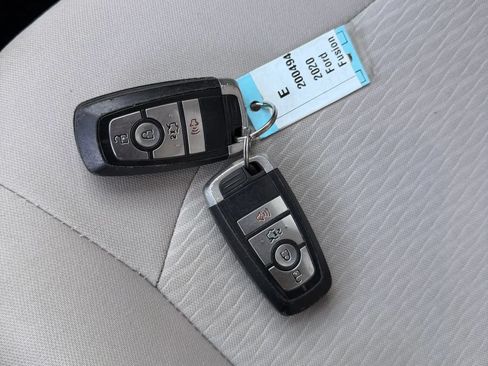 Used 2020 Ford Fusion SE w/ Equipment Group 151A FWD image 42