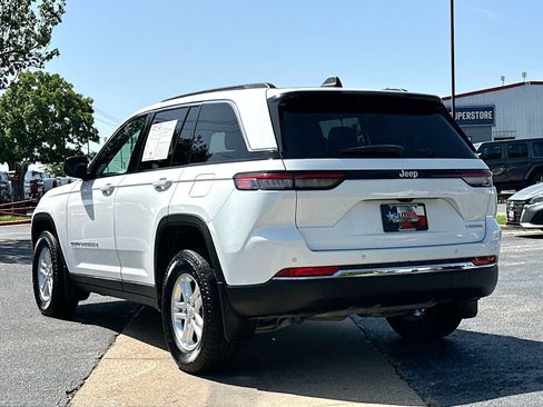 Used 2025 Jeep Grand Cherokee Laredo w/ MOPAR Finishing Package RWD image 13