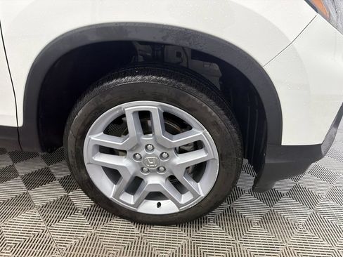 Used 2024 Honda Passport EX-L image 14