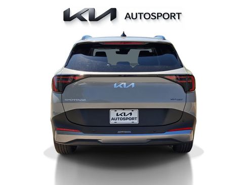 New 2026 Kia Sportage EX FWD image 9