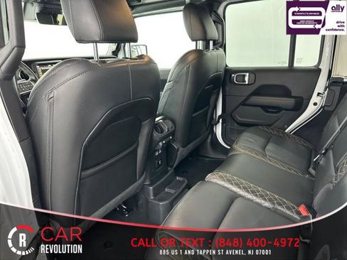 Used 2021 Jeep Wrangler Unlimited Sahara AWD/4WD image 36