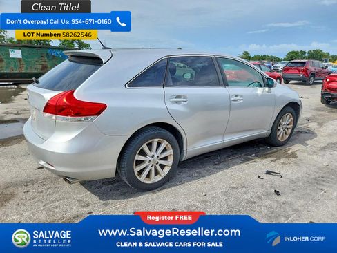 Used 2010 Toyota Venza FWD image 4