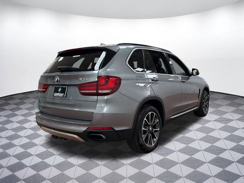 Used 2016 BMW X5 xDrive50i AWD/4WD image 9