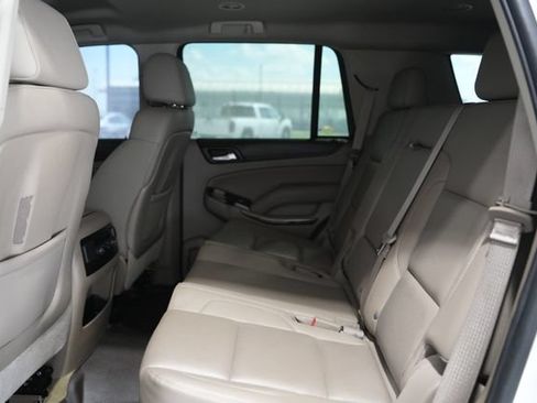 Used 2016 GMC Yukon SLT AWD/4WD image 18