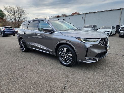 Certified 2025 Acura MDX SH-AWD w/ Advance Package image 4