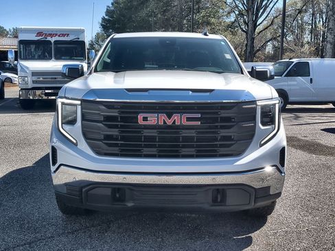 Used 2025 GMC Sierra 1500 Pro w/ Pro Value Package image 3