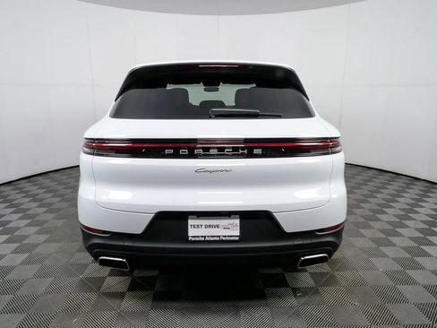 New 2026 Porsche Cayenne image 31