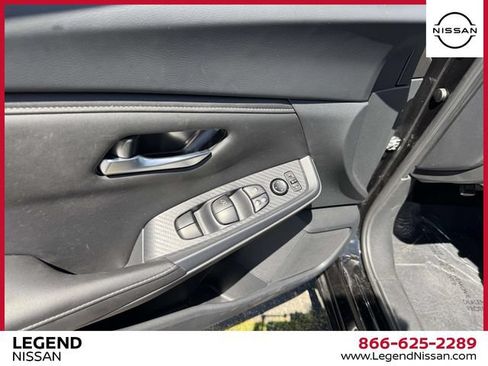 Used 2023 Nissan Sentra SV FWD image 14