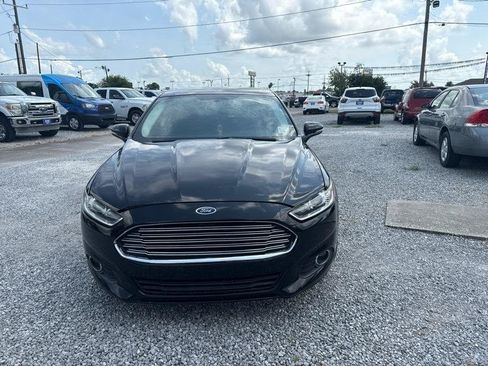 Used 2016 Ford Fusion SE FWD image 6