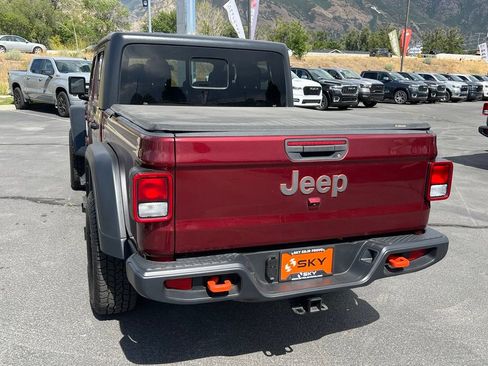 Used 2021 Jeep Gladiator Mojave AWD/4WD image 11