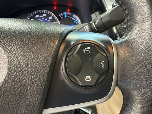 Used 2013 Toyota Camry XLE FWD image 26