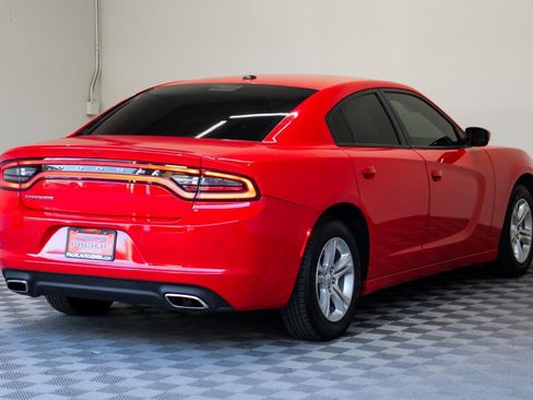 Used 2022 Dodge Charger SXT image 9