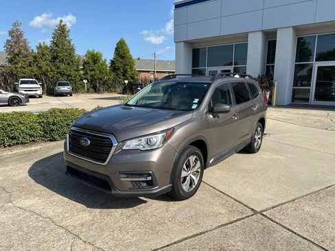 Used 2021 Subaru Ascent Premium w/ Convenience Package AWD/4WD image 3