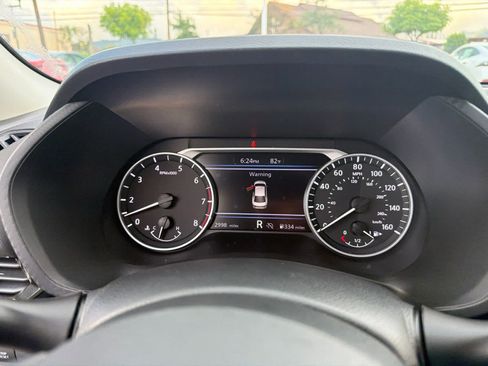 Used 2025 Nissan Sentra SV FWD image 6