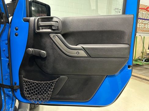 Used 2012 Jeep Wrangler Sport image 9