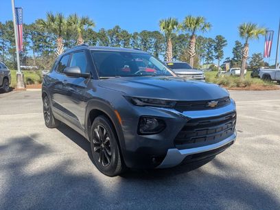 Used 2021 Chevrolet TrailBlazer LT w/ Sun and Liftgate Package