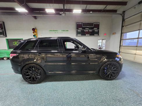 Used 2016 Land Rover Range Rover Sport SVR image 5