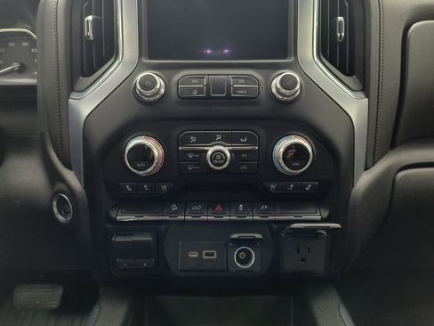 Used 2022 GMC Sierra 1500 SLT w/ SLT Premium Package image 15
